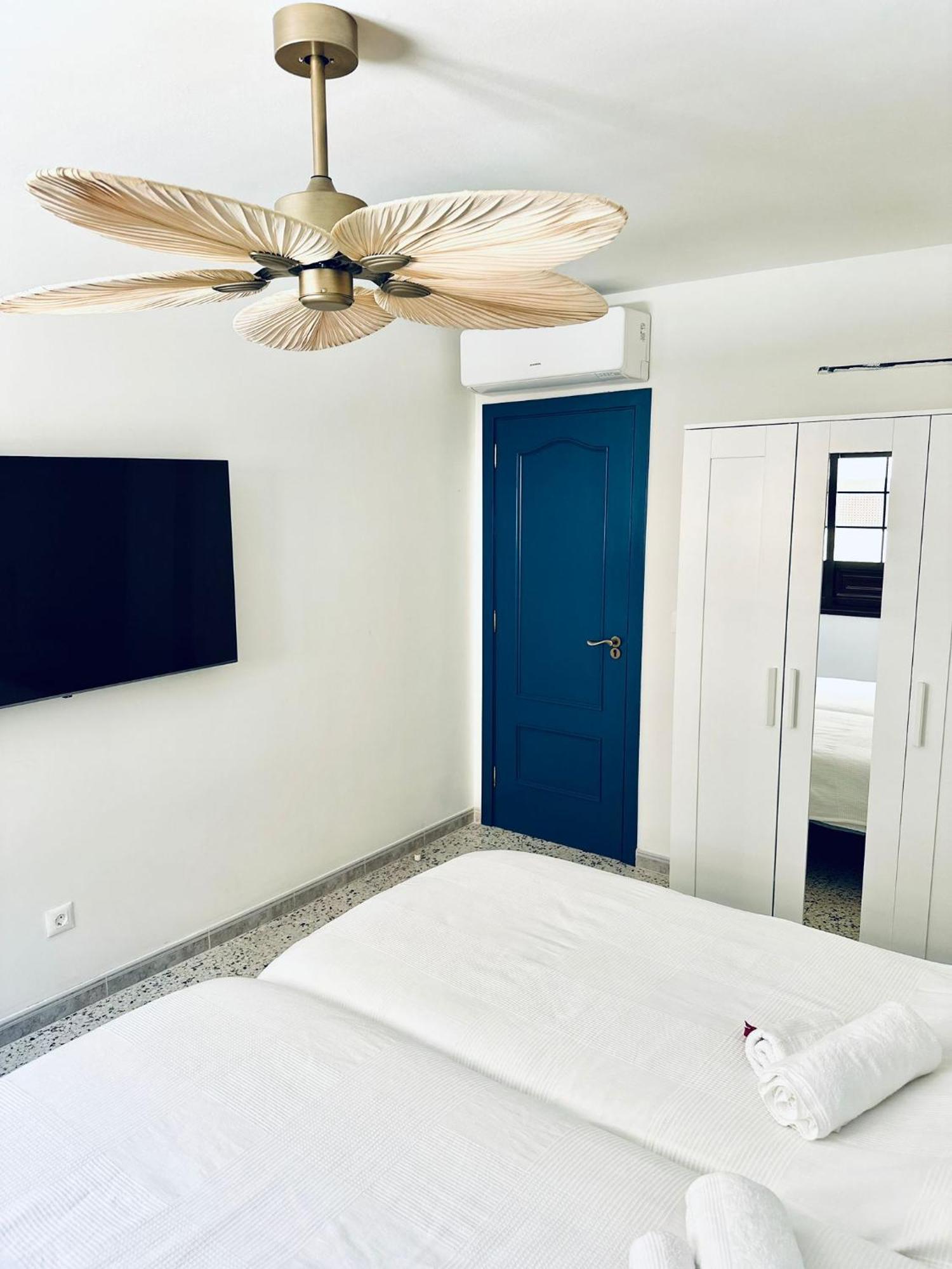 Agua Marina Apartment กันเดลาเรีย ภายนอก รูปภาพ